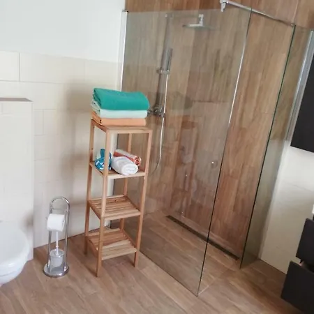 Ferienwohnung, Monteurwohnung Apartment Grossrohrsdorf