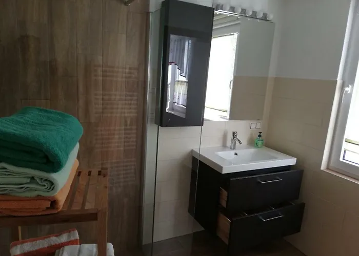 Daire Ferienwohnung, Monteurwohnung *