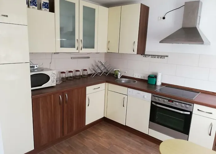 Ferienwohnung, Monteurwohnung Daire *